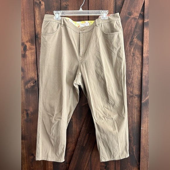 Coldwater Creek Natural Fit Cropped Capri Pants Women Sz 16 Brown Straight Leg - Picture 1 of 9